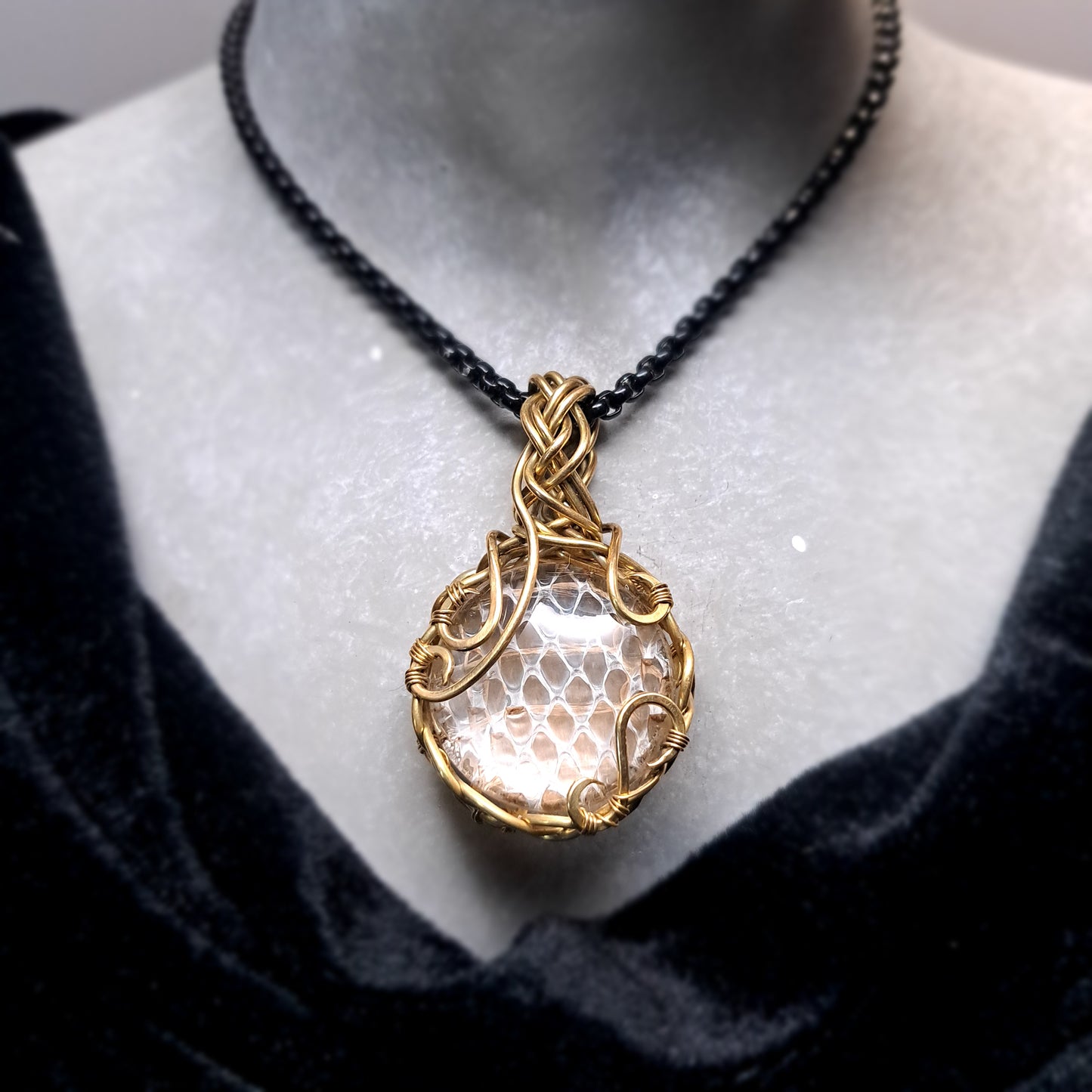 Snake skin pendant "Medusa" (brass)